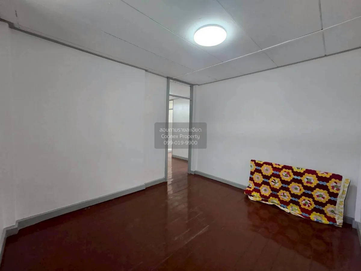 For Sale Two-story townhouses in Soi Pracha Rat Bamphen 16, แยก 3