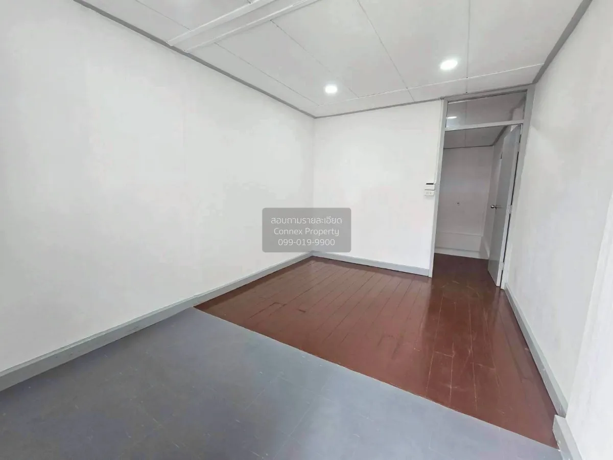 For Sale Two-story townhouses in Soi Pracha Rat Bamphen 16, แยก 3