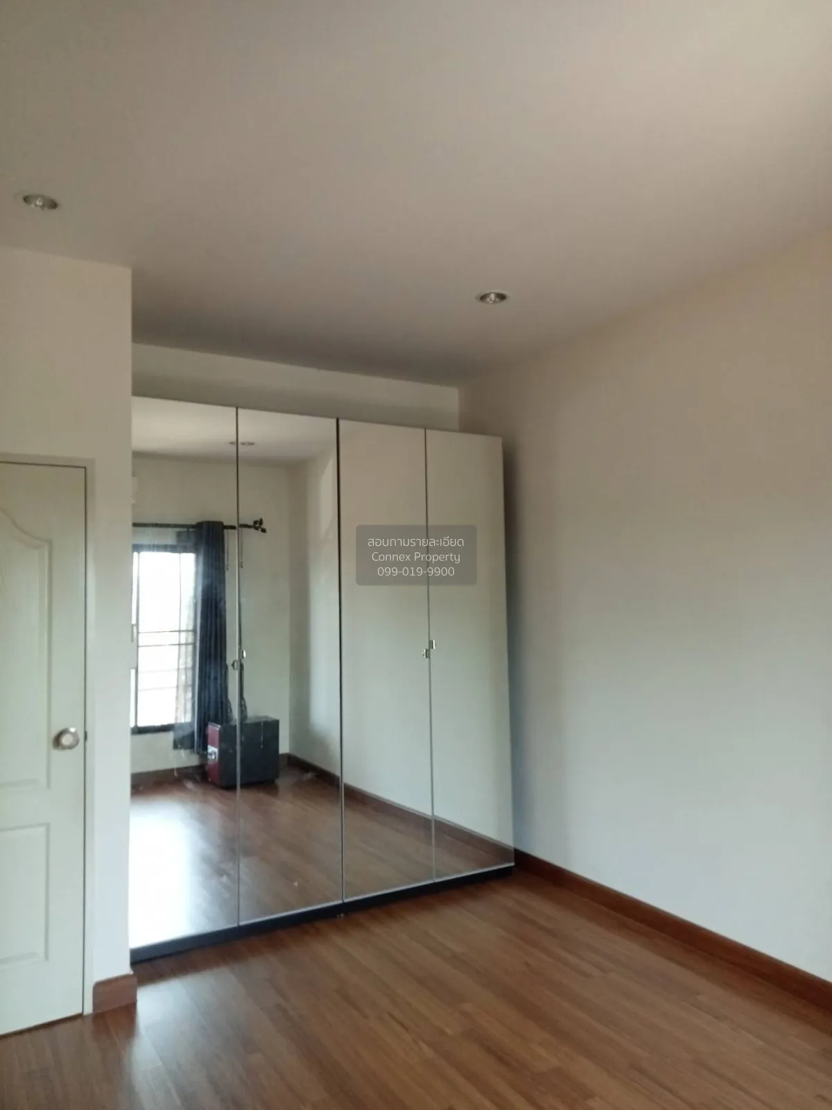 เช่าทาวน์เฮ้าส์/ทาวน์โฮม  ไอลีฟ ทาวน์ พระราม 2 กม.18 พันท้ายนรสิง