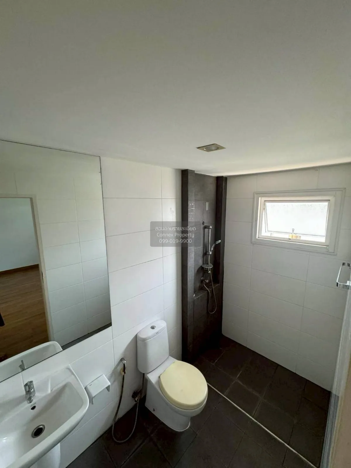 ขายโฮมออฟฟิศ  ลุมพินี ทาวน์ เรสซิเด้นท์ ลาดพร้าว 21 MRT-ลาดพร้าว 