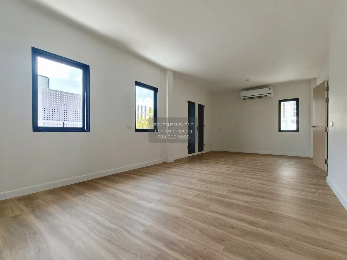 ขายบ้าน  รัชดานิเวศน์ หน้ากว้าง รีโนเวทใหม่ MRT-ห้วยขวาง สามเสนนอ