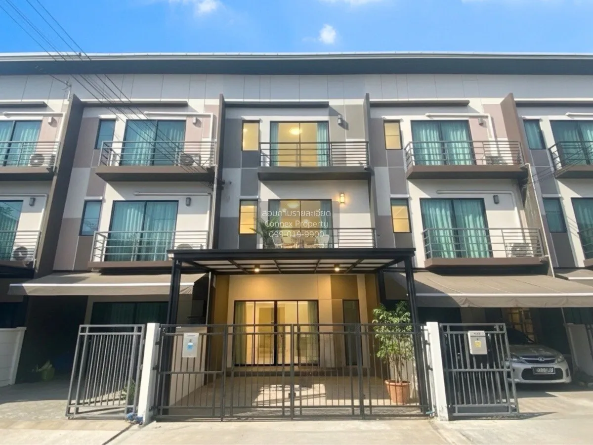 For Sale Townhouse/Townhome  , Baan Klang Muang Phahonyothin 50 , 1
