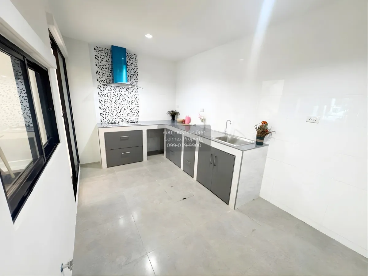 For Sale Townhouse/Townhome  , Baan Klang Muang Phahonyothin 50 ,