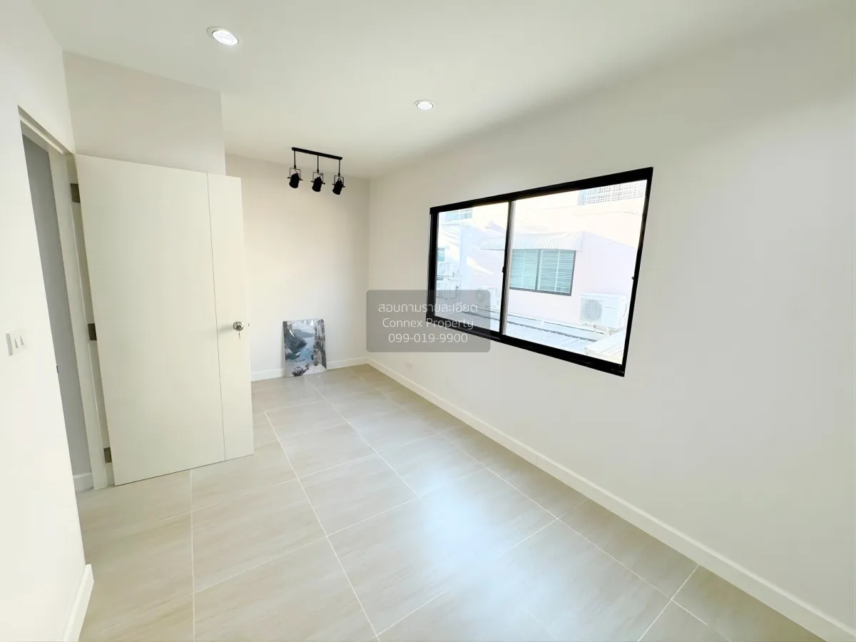 For Sale Townhouse/Townhome  , Baan Klang Muang Phahonyothin 50 ,