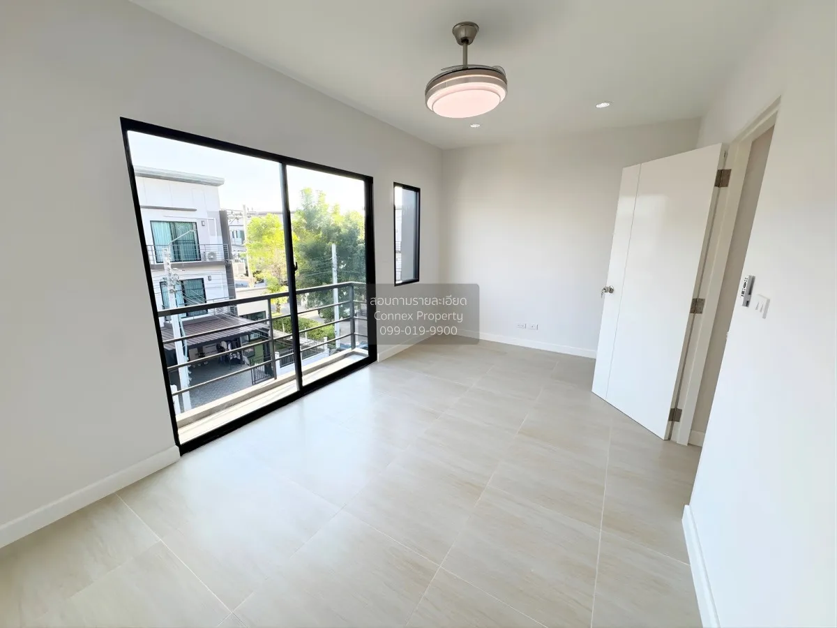 For Sale Townhouse/Townhome  , Baan Klang Muang Phahonyothin 50 ,