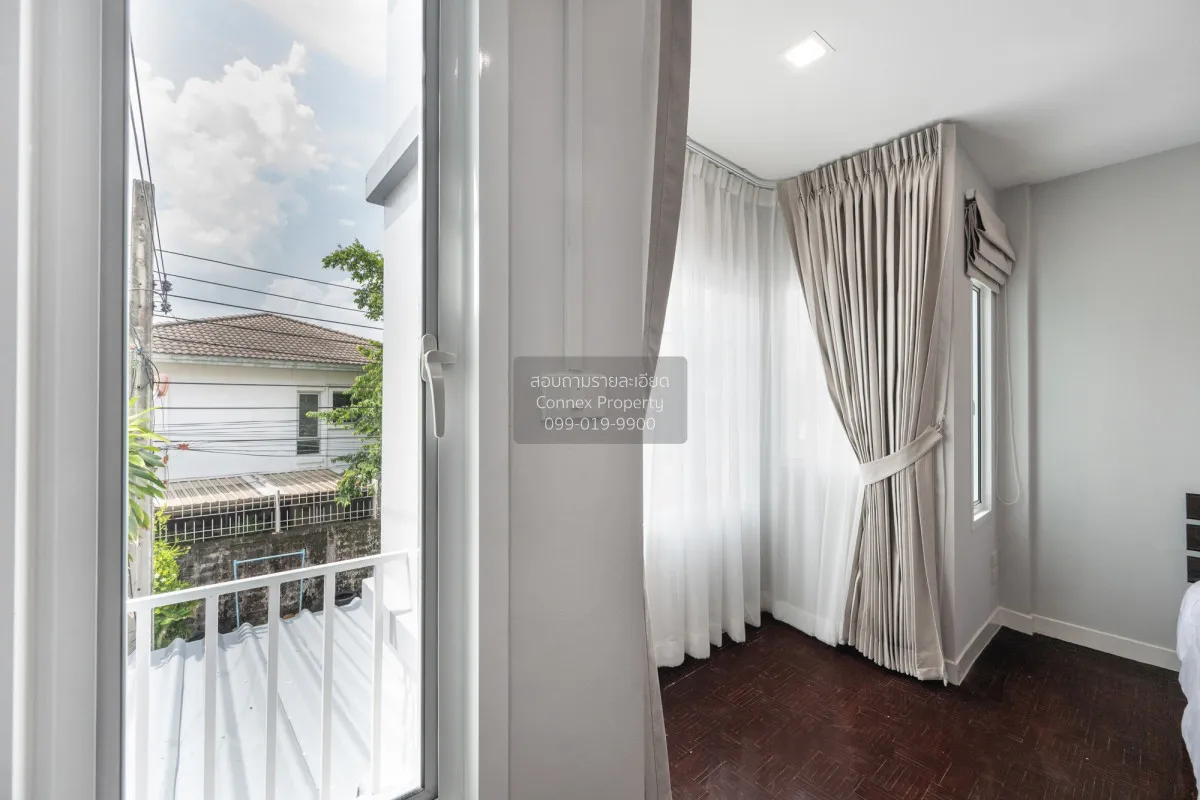 For Sale Townhouse/Townhome  , First Home Watcharapol , wide fron