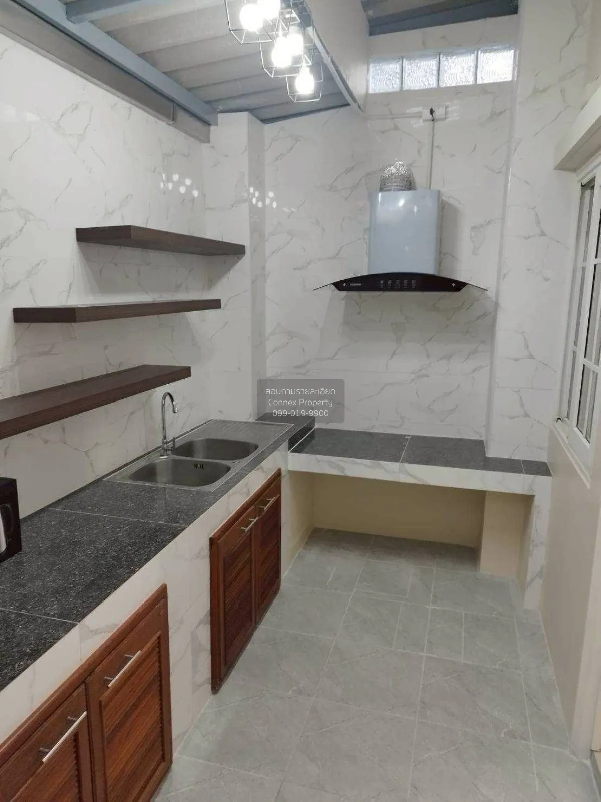 เช่าทาวน์เฮ้าส์/ทาวน์โฮม  โกลเด้น ทาวน์ สาทร BTS-วุฒากาศ บางหว้า 