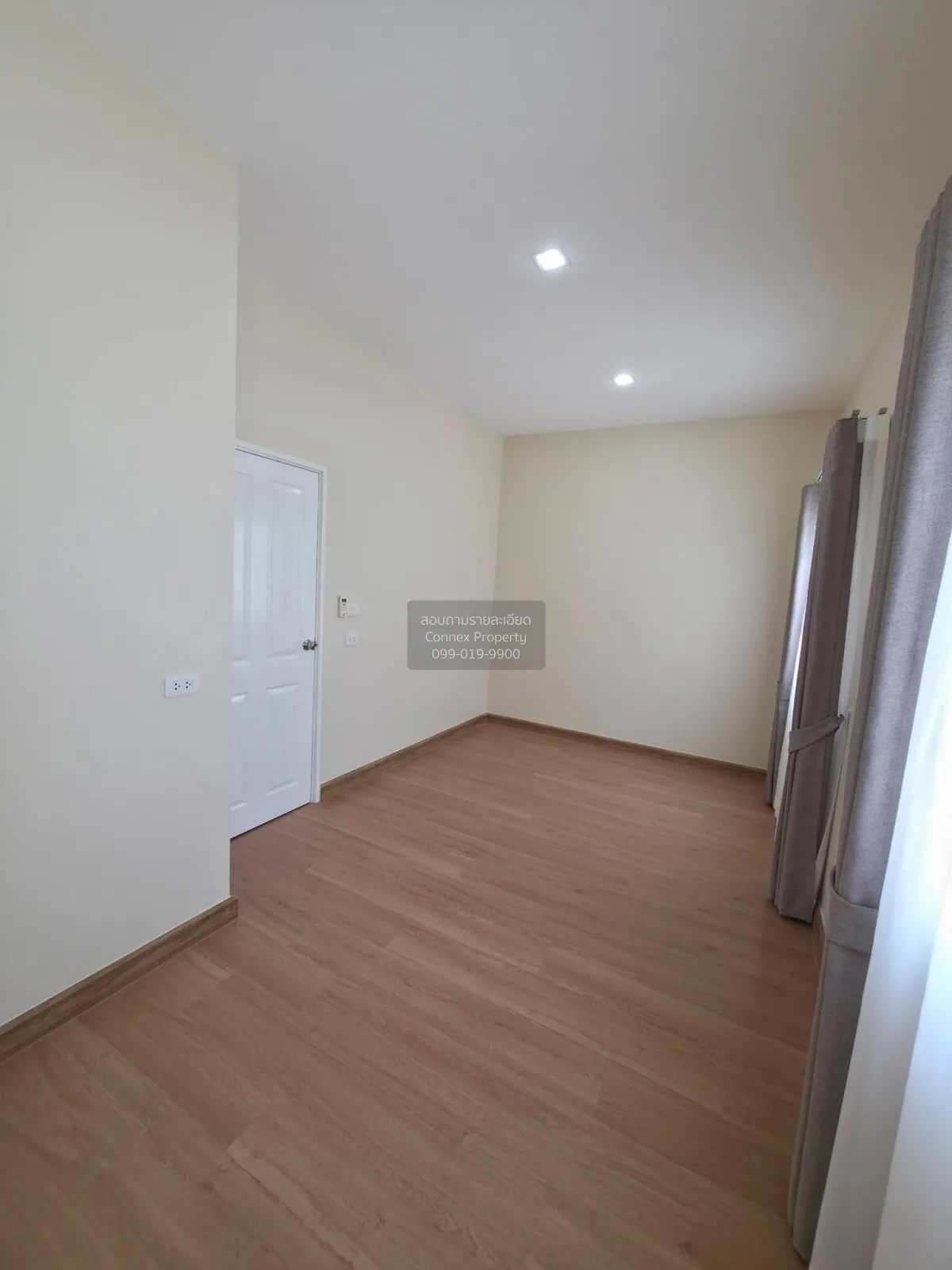 เช่าทาวน์เฮ้าส์/ทาวน์โฮม  โกลเด้น ทาวน์ สาทร BTS-วุฒากาศ บางหว้า 