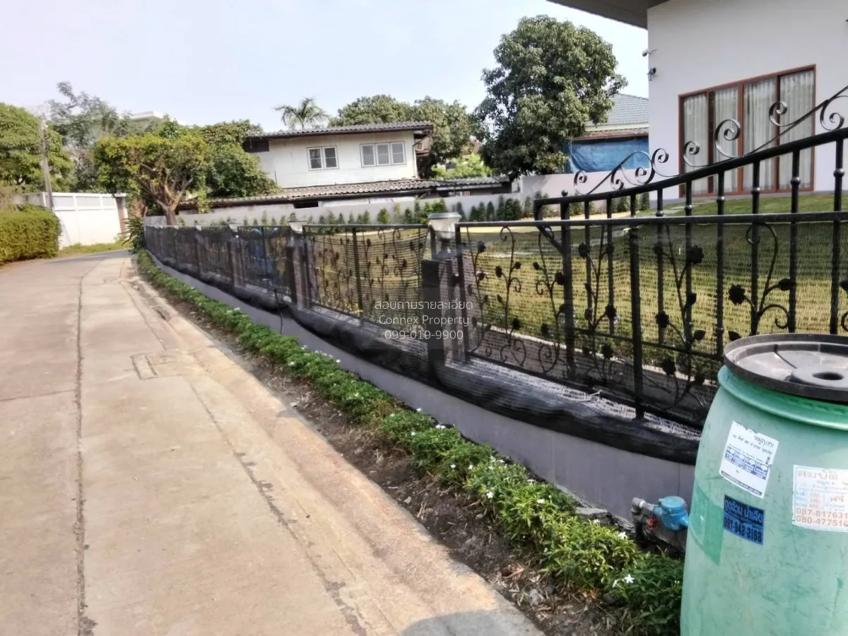 For Rent Single House Soi Bearing 25/2 , newly renovated , Samron