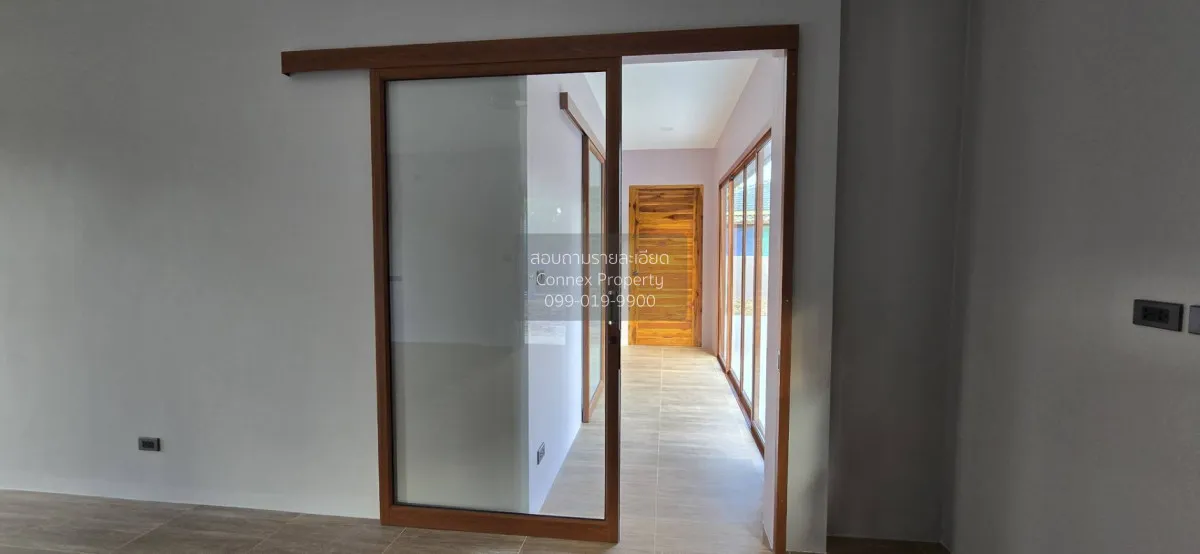 For Rent Single House Soi Bearing 25/2 , newly renovated , Samron