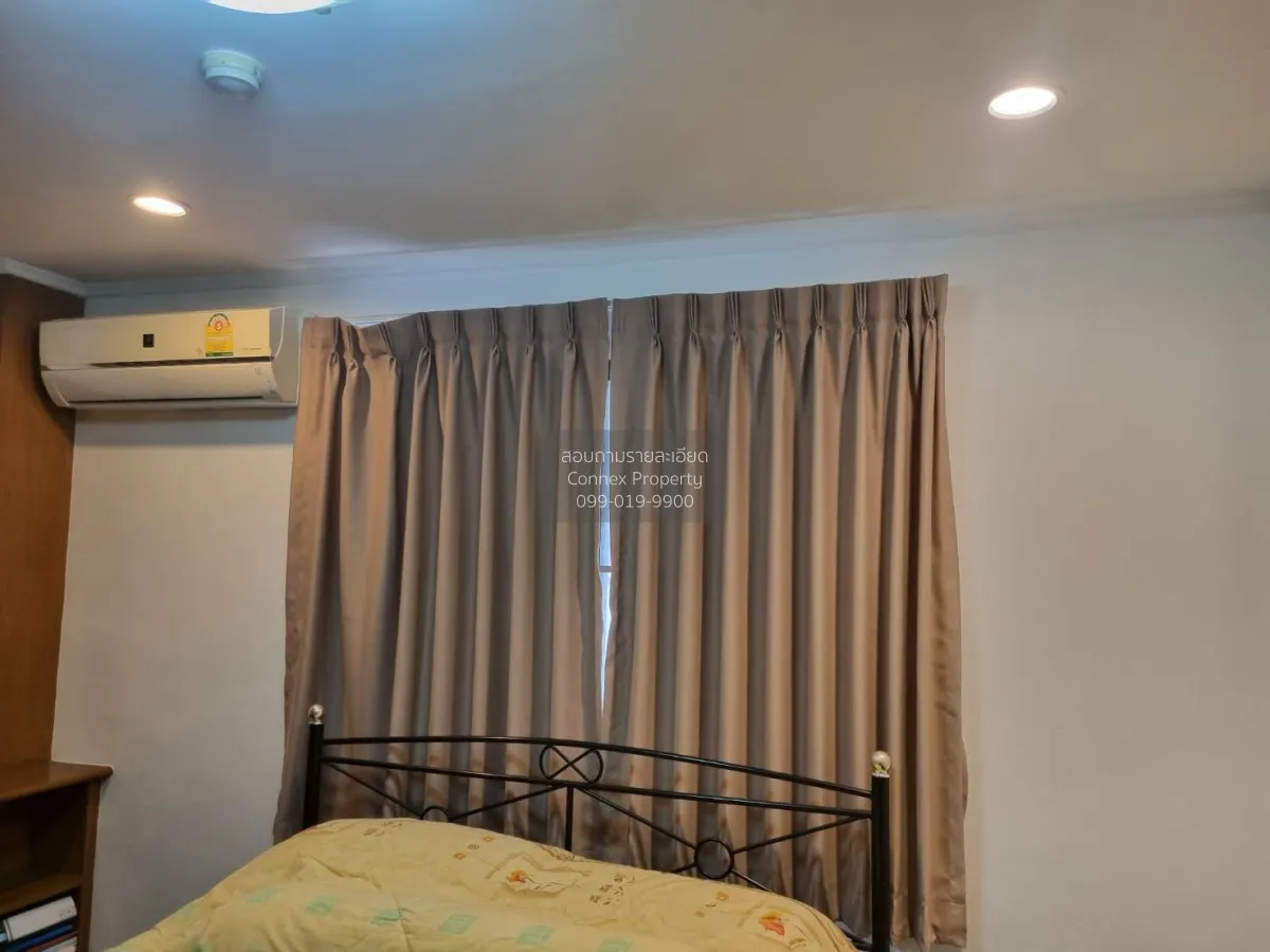 For Rent Condo , Sathorn Place , corner unit , wide frontage , ne 3