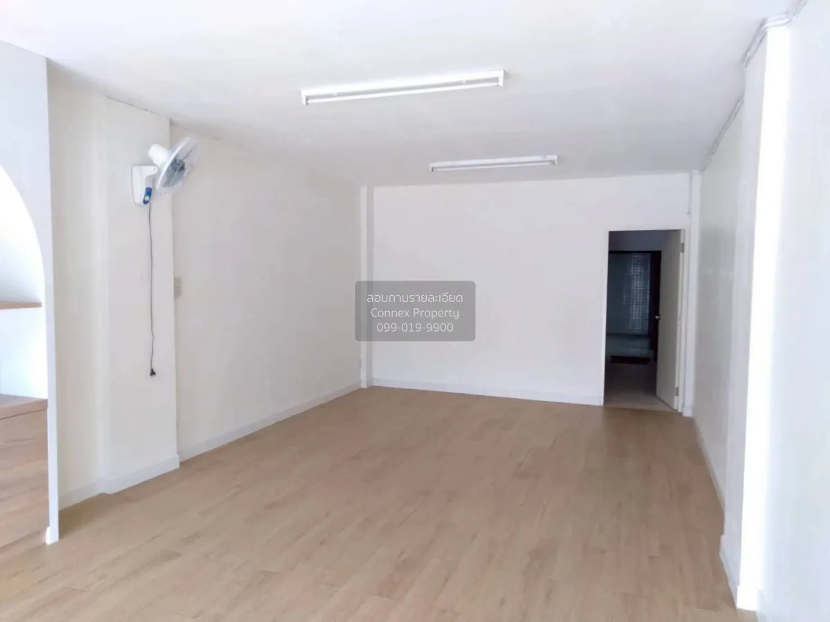 For Sale Commercial Building , Prachakornthai Ladproa 93 , Wang T 2