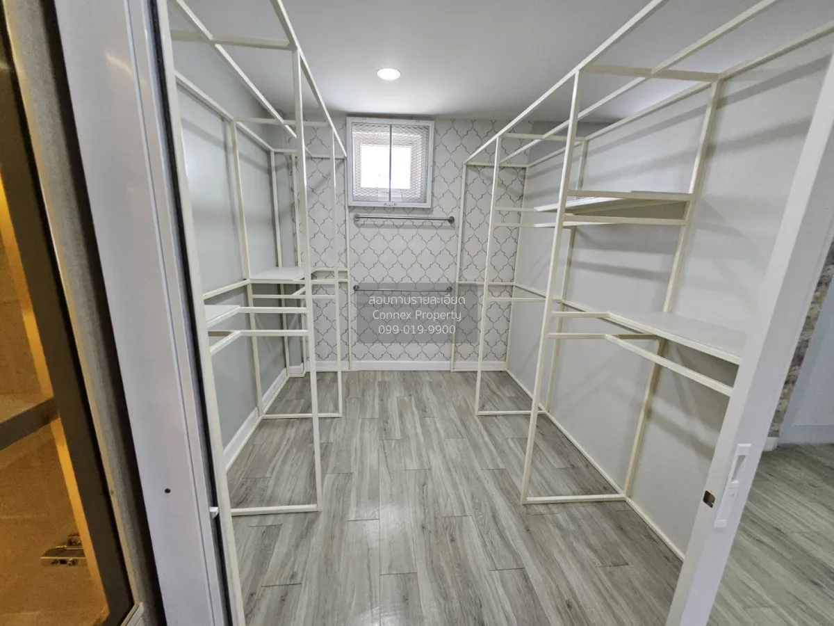 ขายบ้านเดี่ยว 2 ชั้น หลังหัวมุม เป็นส่วนตัวสูง บางบัวทอง บางบัวทอ