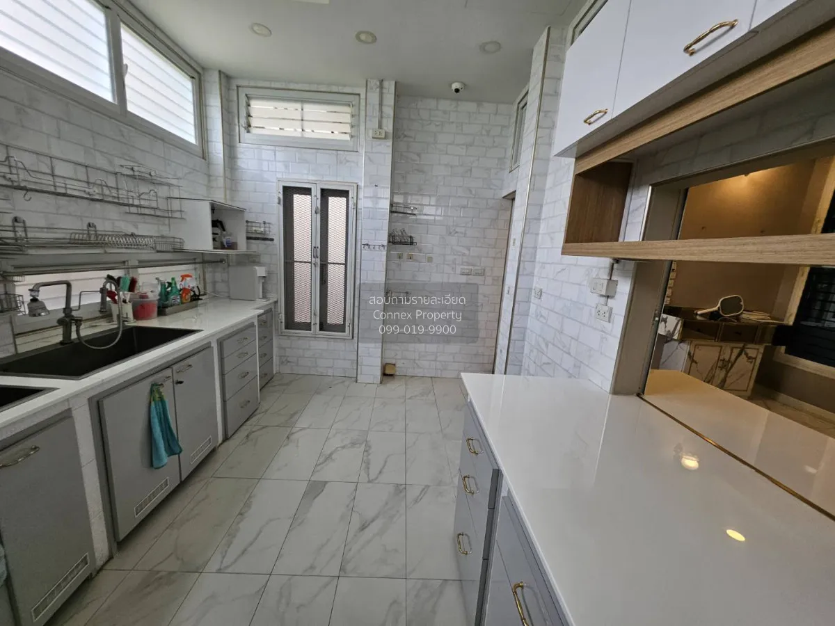 ขายบ้านเดี่ยว 2 ชั้น หลังหัวมุม เป็นส่วนตัวสูง บางบัวทอง บางบัวทอ