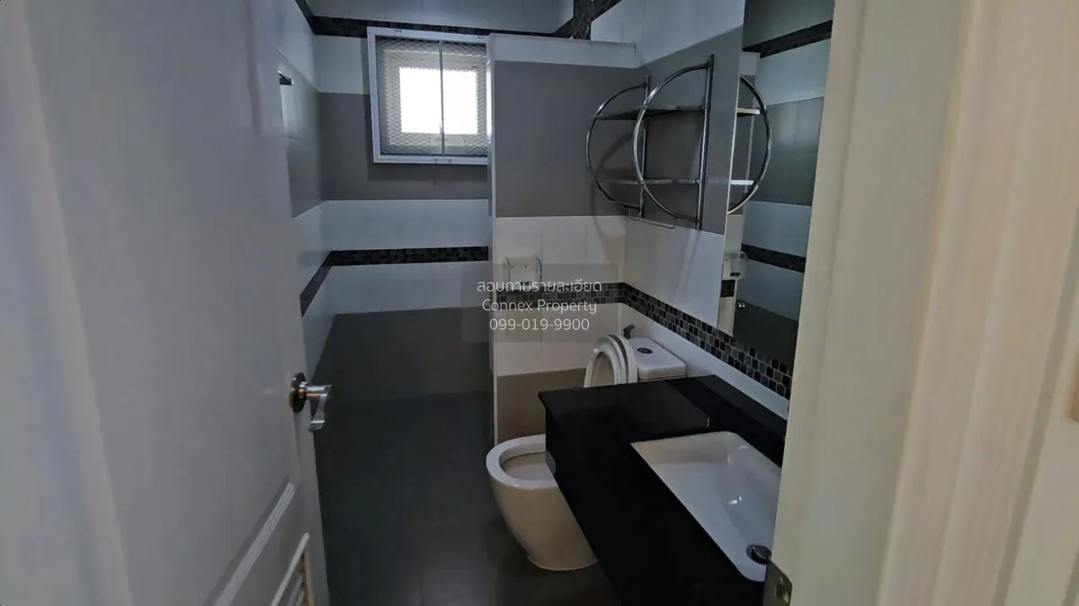 ขายบ้านเดี่ยว 2 ชั้น หลังหัวมุม เป็นส่วนตัวสูง บางบัวทอง บางบัวทอ