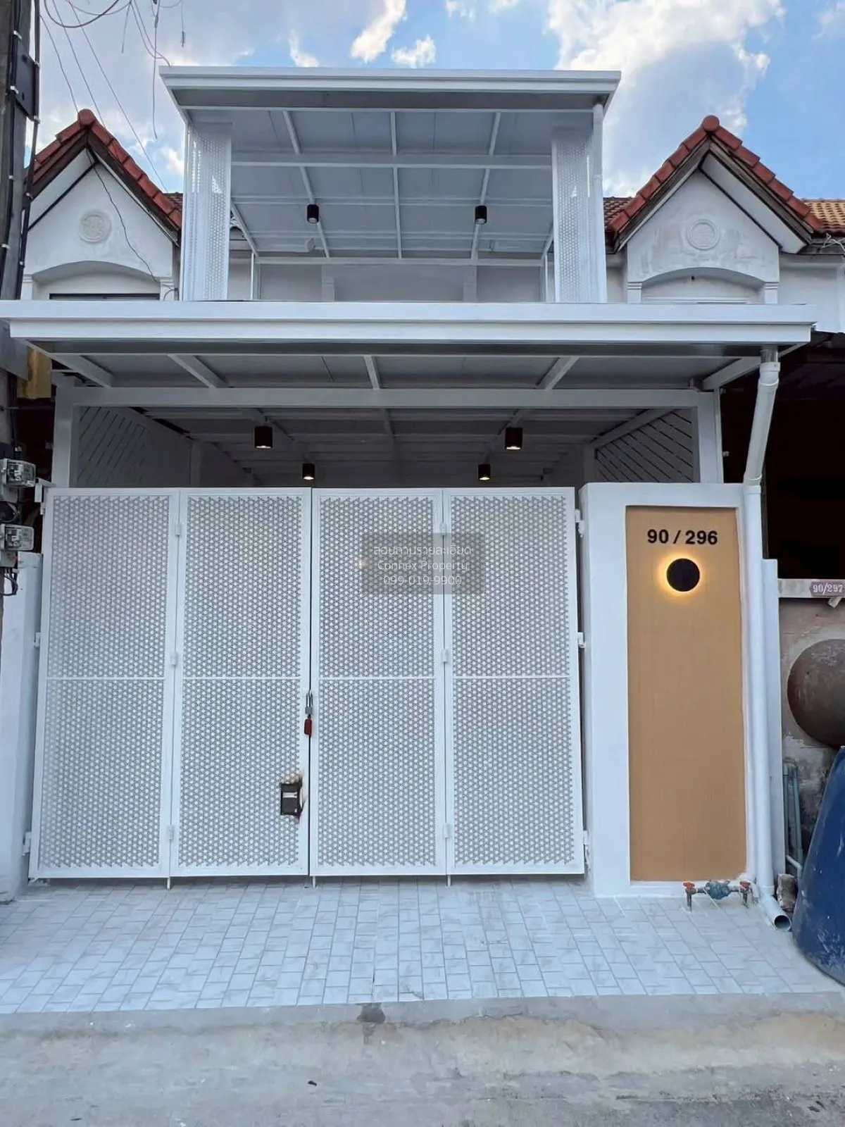 For Sale Townhouse/Townhome  , Baan Wongchai Nakor , newly renova 2