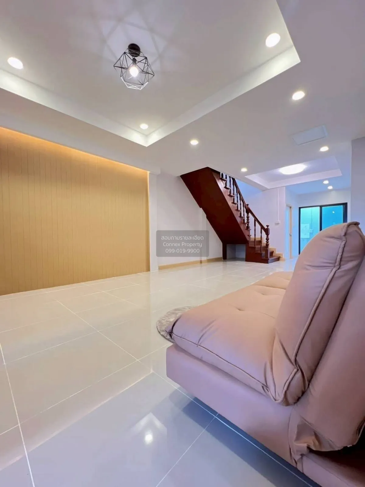 For Sale Townhouse/Townhome  , Baan Wongchai Nakor , newly renova