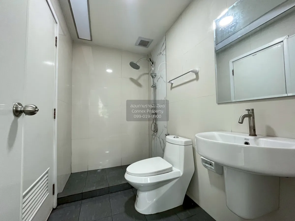 For Sale Townhouse/Townhome  , Q District Suksawat 76 , Bang Chak