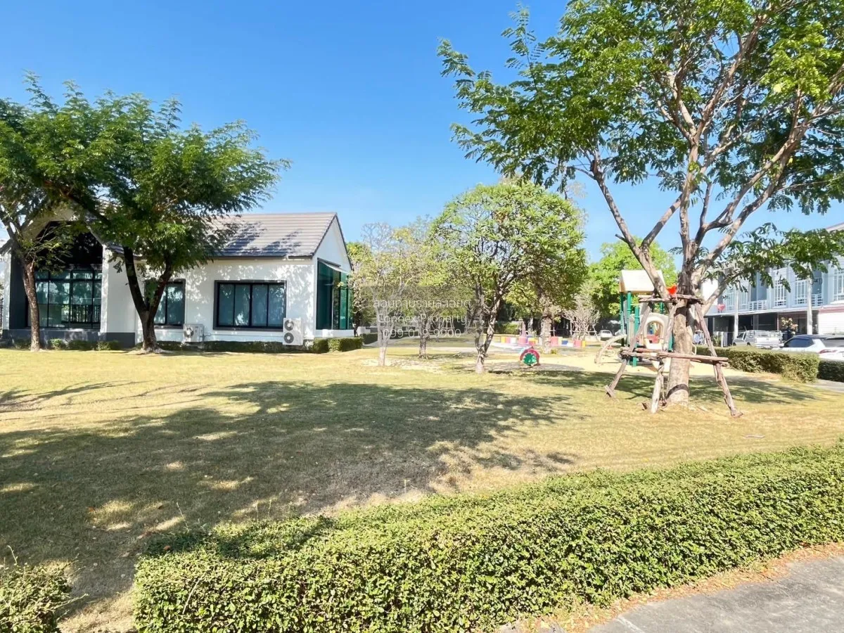 For Sale Townhouse/Townhome  , Q District Suksawat 76 , Bang Chak