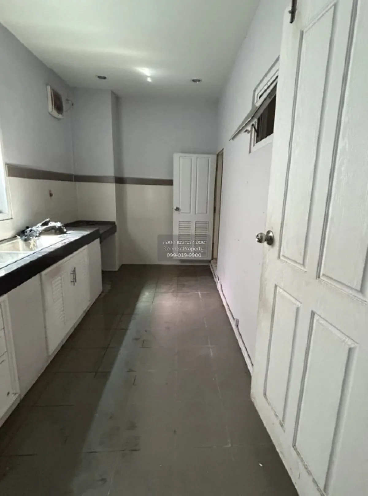 For Sale Commercial Building , SAMPENG 2 Sathorn-Kanlapaphruek , 