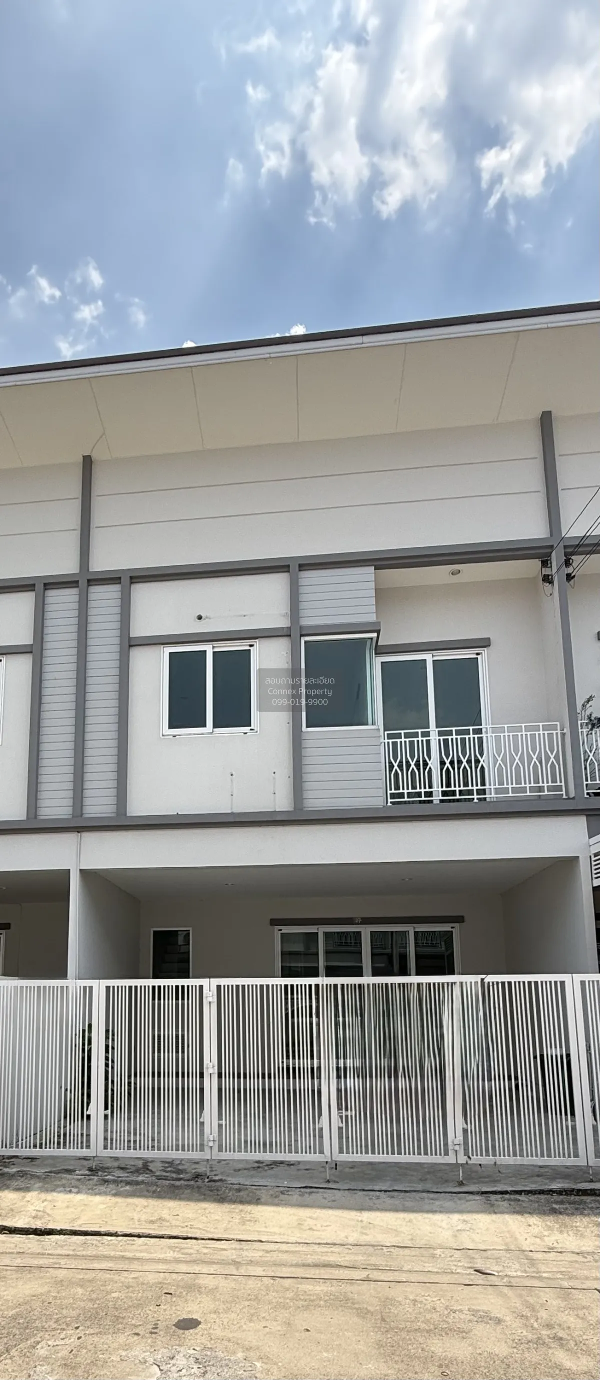 For Sale Townhouse/Townhome  , The Miracle Phetkasem 63 Project 3