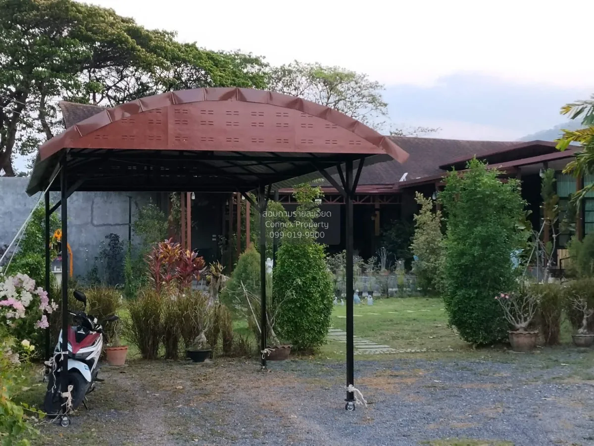 For Sale Single-story detached house with a large garden area , n