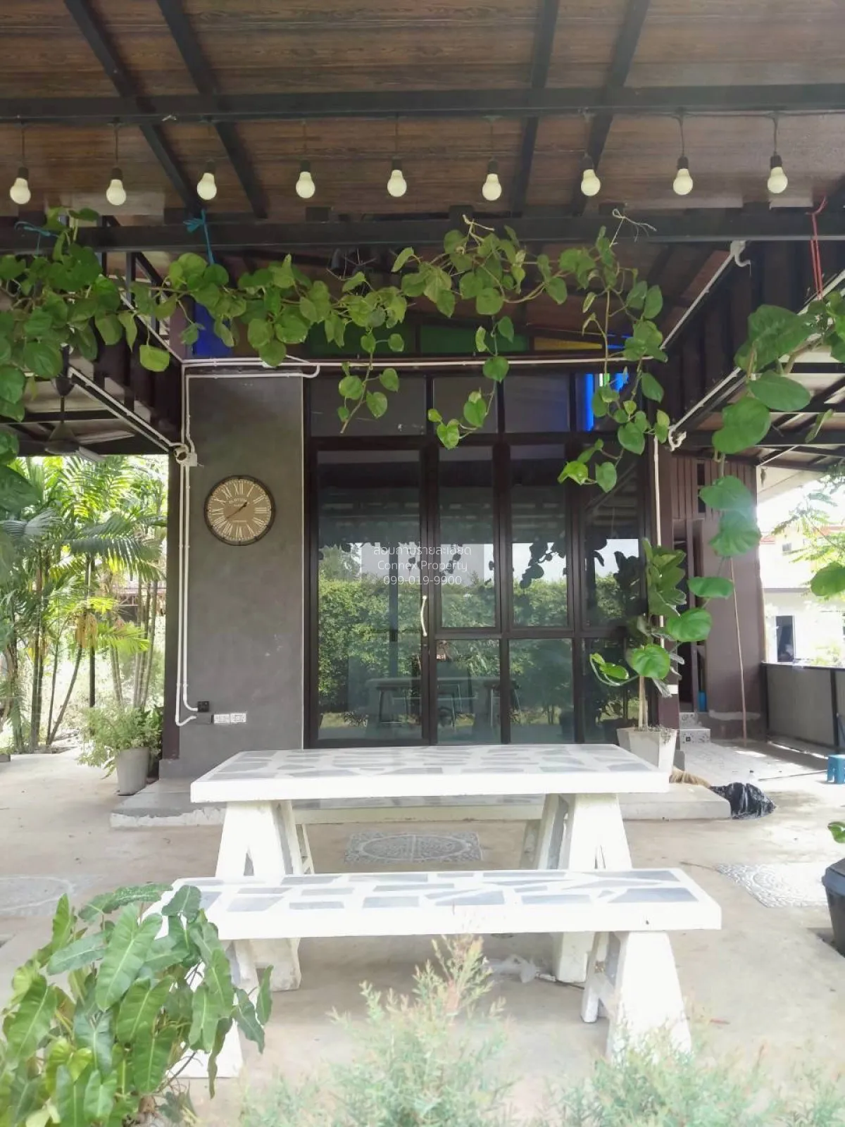 For Sale Single-story detached house with a large garden area , n
