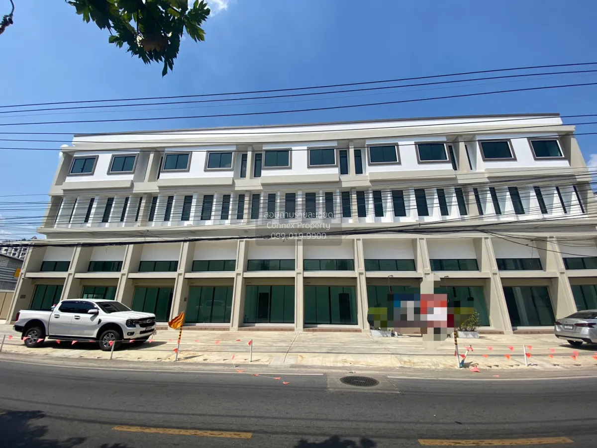 ขายPremium Home Office- โฮมออกฟิตหรู อาคาร 3.5 ชั้น  ท่าแร้ง เขต  1