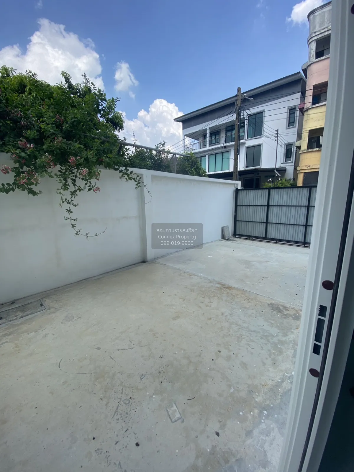 ขายPremium Home Office- โฮมออกฟิตหรู อาคาร 3.5 ชั้น  ท่าแร้ง เขต 