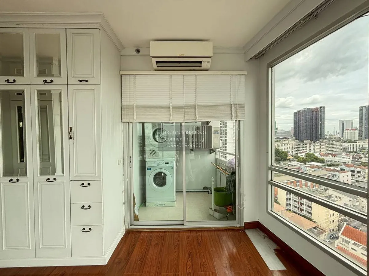 For Sale Condo , The Zest Ladprao , nice view , corner unit , wid