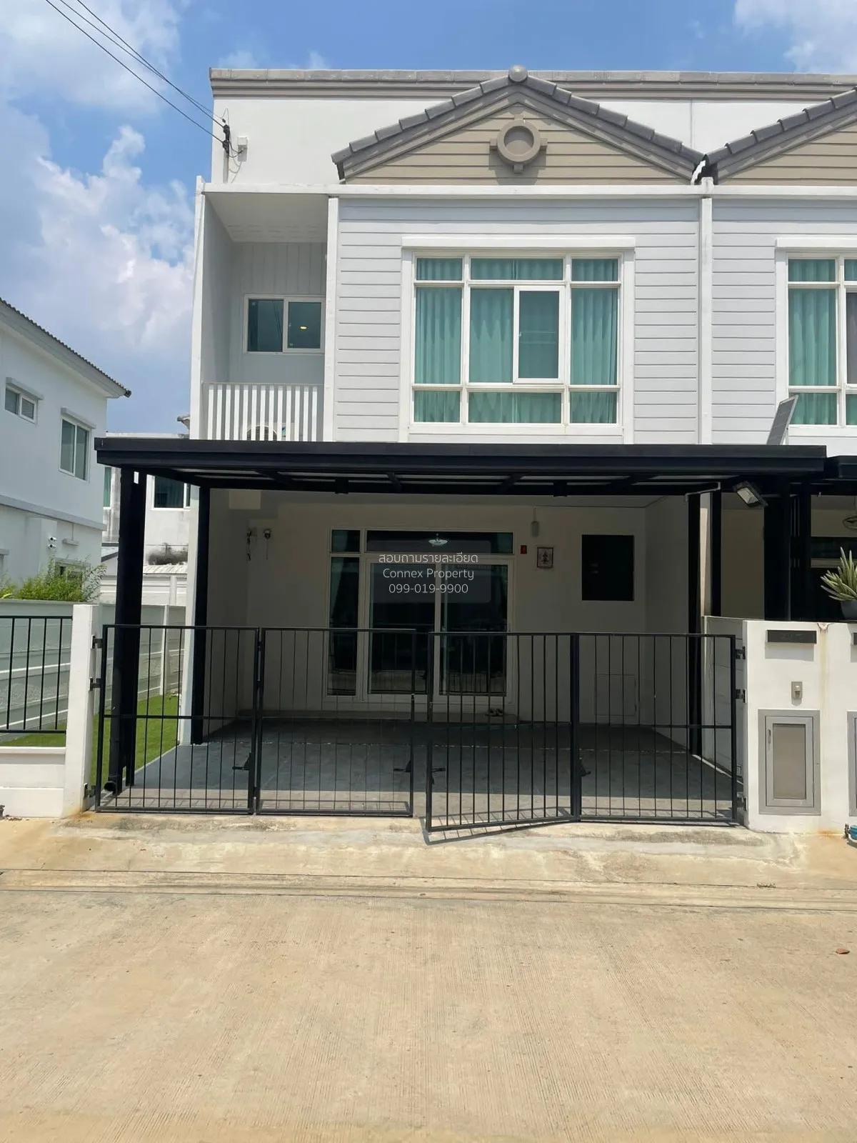 For Sale Townhouse/Townhome  , Q District Suksawat 76 , corner un 1