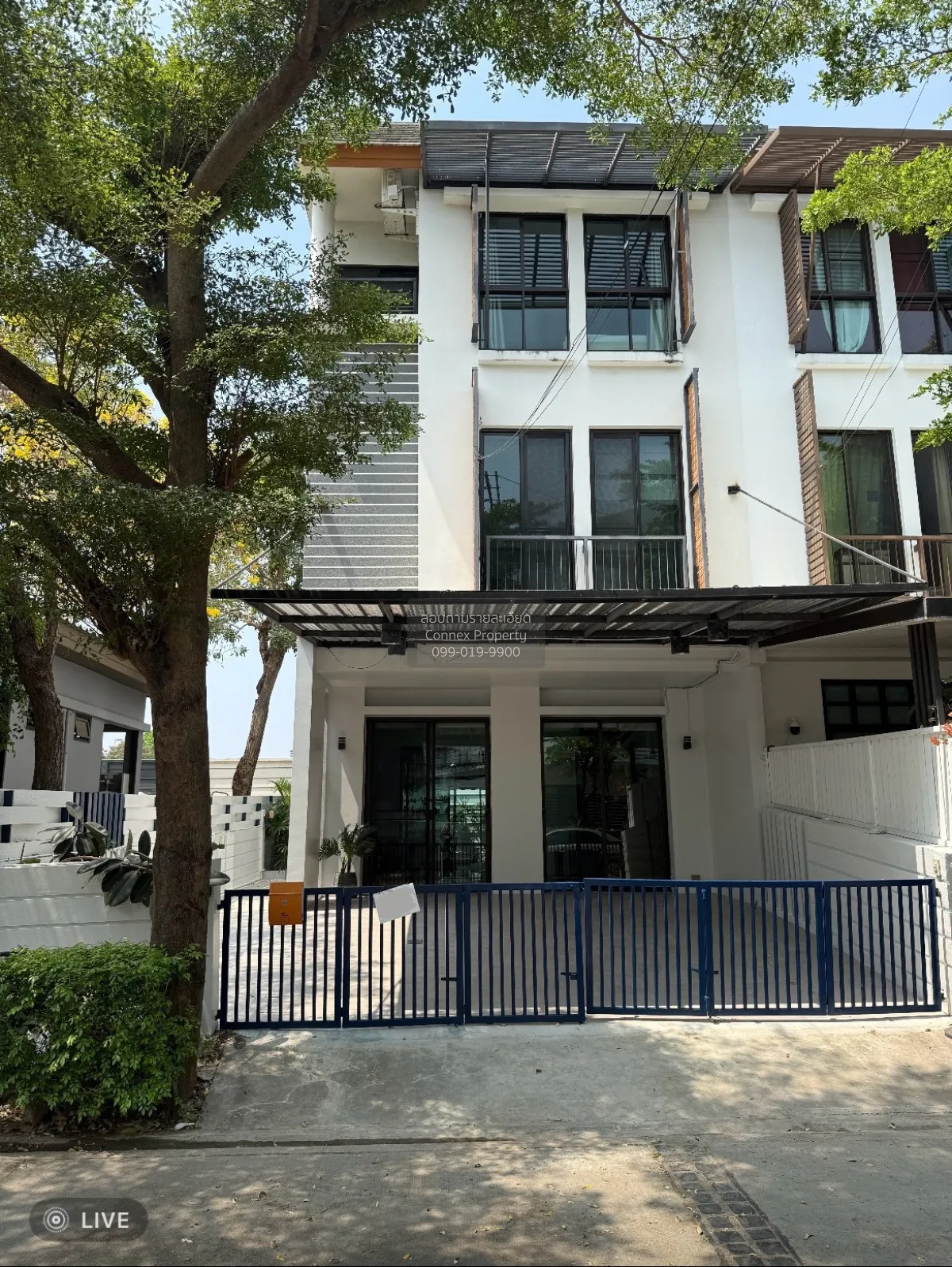 เช่าทาวน์เฮ้าส์/ทาวน์โฮม  อารียา แมนดารีนา สุขุมวิท 77 ชั้นสูง ห้ 1