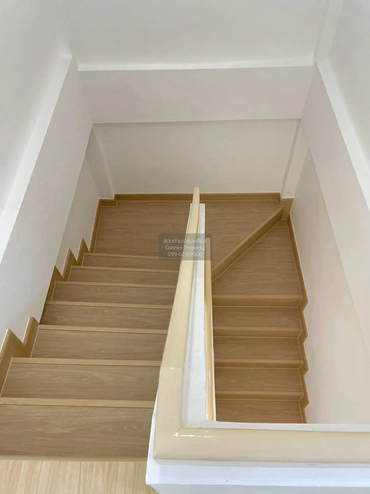 For Sale Townhouse/Townhome  , Baan Rompo Bangbuathong , newly re