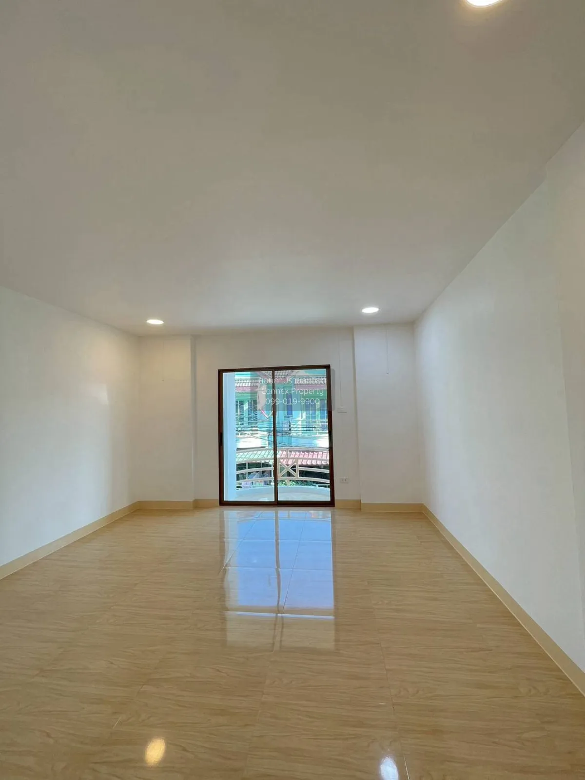 For Sale Townhouse/Townhome  , Baan Rompo Bangbuathong , newly re