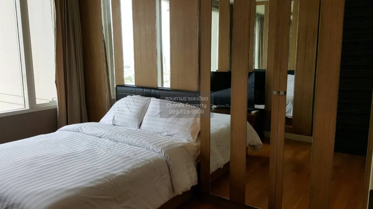 For Sale Condo , Watermark Chaophraya River , nice view , high fl 4