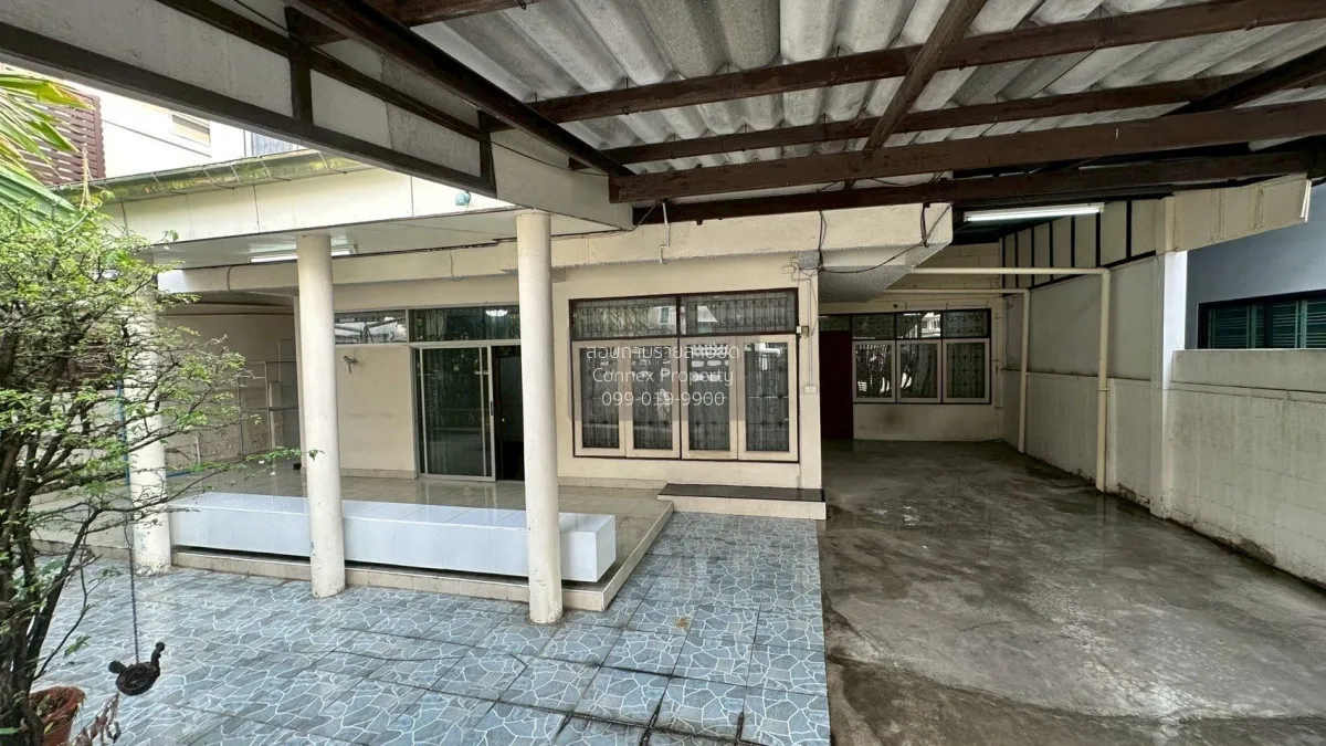 ขายบ้าน เดี่ยว 2 ชั้นตามสภาพ โชคชัย 4  แยก 46 ลาดพร้าว เขต ลาดพร้ 3