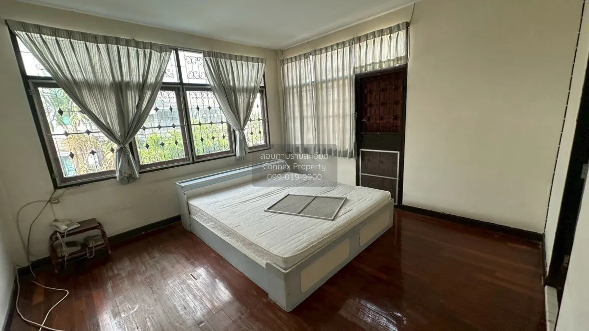 ขายบ้าน เดี่ยว 2 ชั้นตามสภาพ โชคชัย 4  แยก 46 ลาดพร้าว เขต ลาดพร้