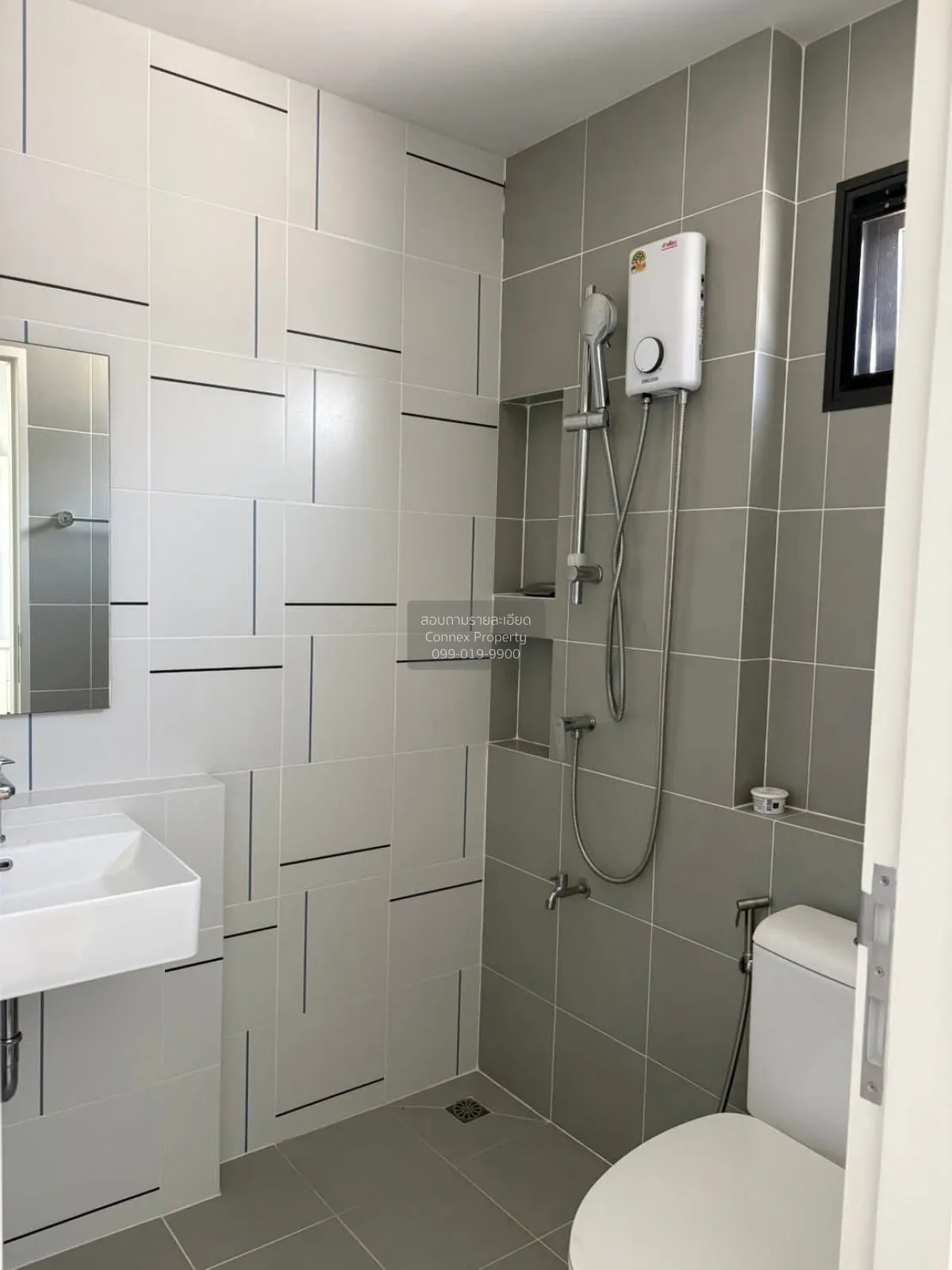 เช่าทาวน์เฮ้าส์/ทาวน์โฮม  สิริ เพลส เมกา บางนา วิวสวย วิวแม่น้ำ บ