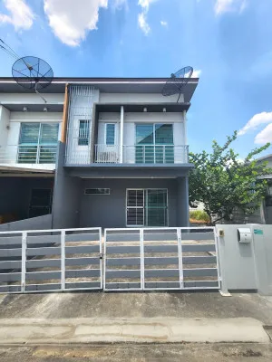 ขายทาวน์เฮ้าส์/ทาวน์โฮม  วิลเลต ทาวน์โฮม กาญจนาภิเษก ห้องมุม บางบอน เขต บางบอน กรุงเทพ CX-148919