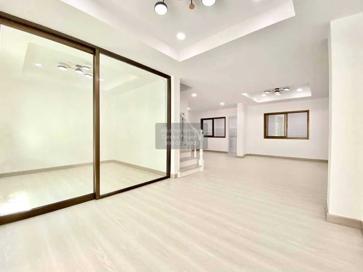 For Sale Townhouse/Townhome  , BAAN HONG PRAYOON 3 , wide frontag