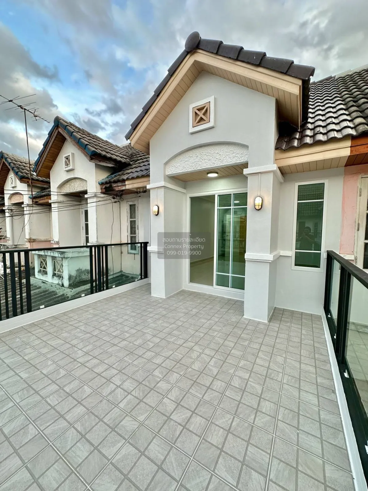 ขายทาวน์เฮ้าส์/ทาวน์โฮม  บ้านลุมพินี บางบัวทอง รีโนเวทใหม่ MRT-คล