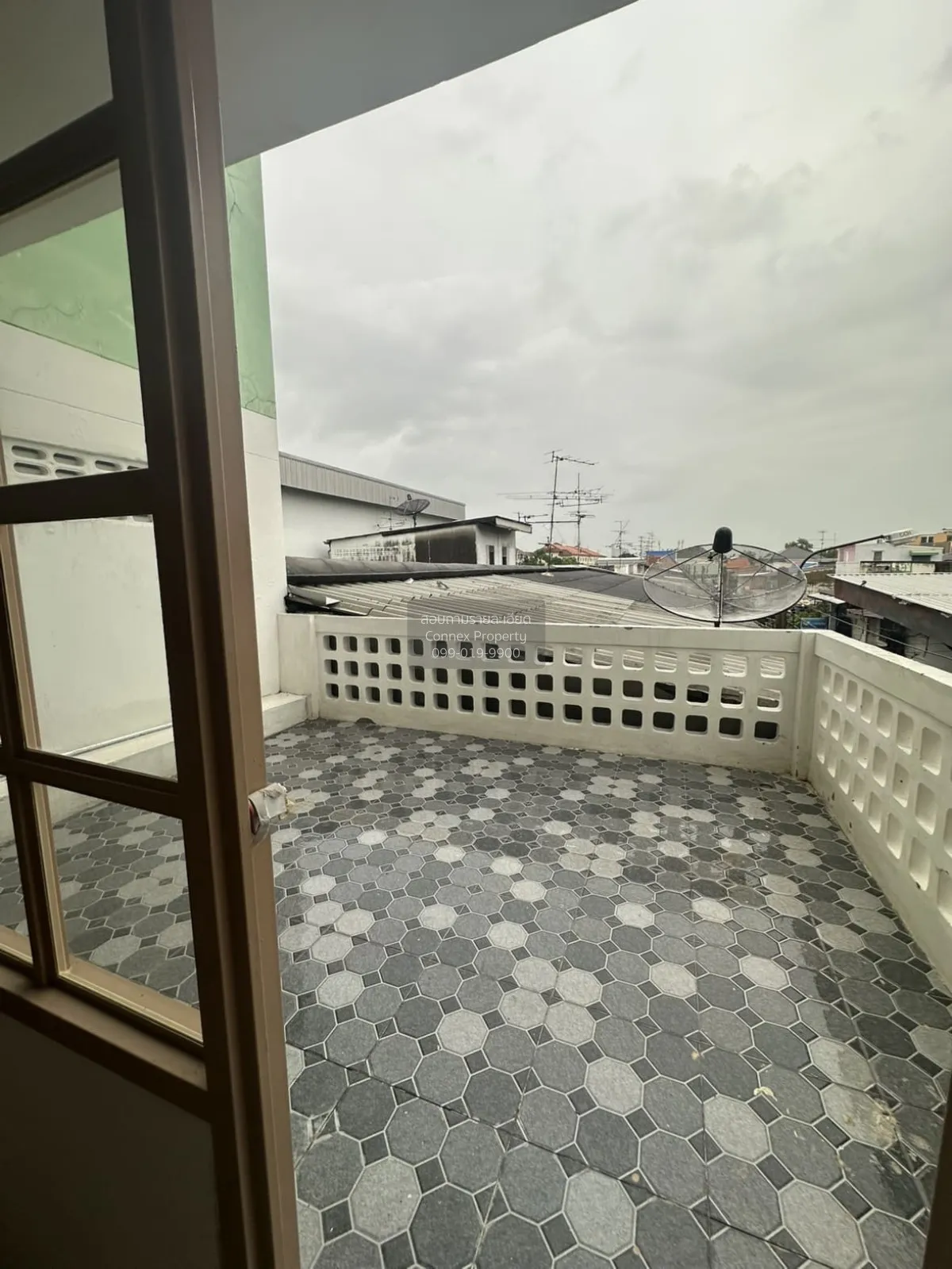 ขายอาคารพาณิชย์ 3 ชั้น นวมินทร์ 52 รีโนเวทใหม่ 208 ตร.ม. คลองกุ่ม