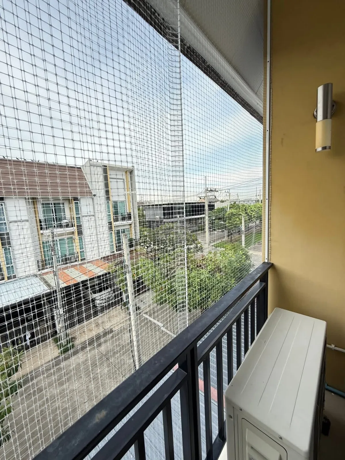 ขายทาวน์เฮ้าส์/ทาวน์โฮม  ฟลอรา ติวานนท์ ตลาดขวัญ เมืองนนทบุรี นนท 4