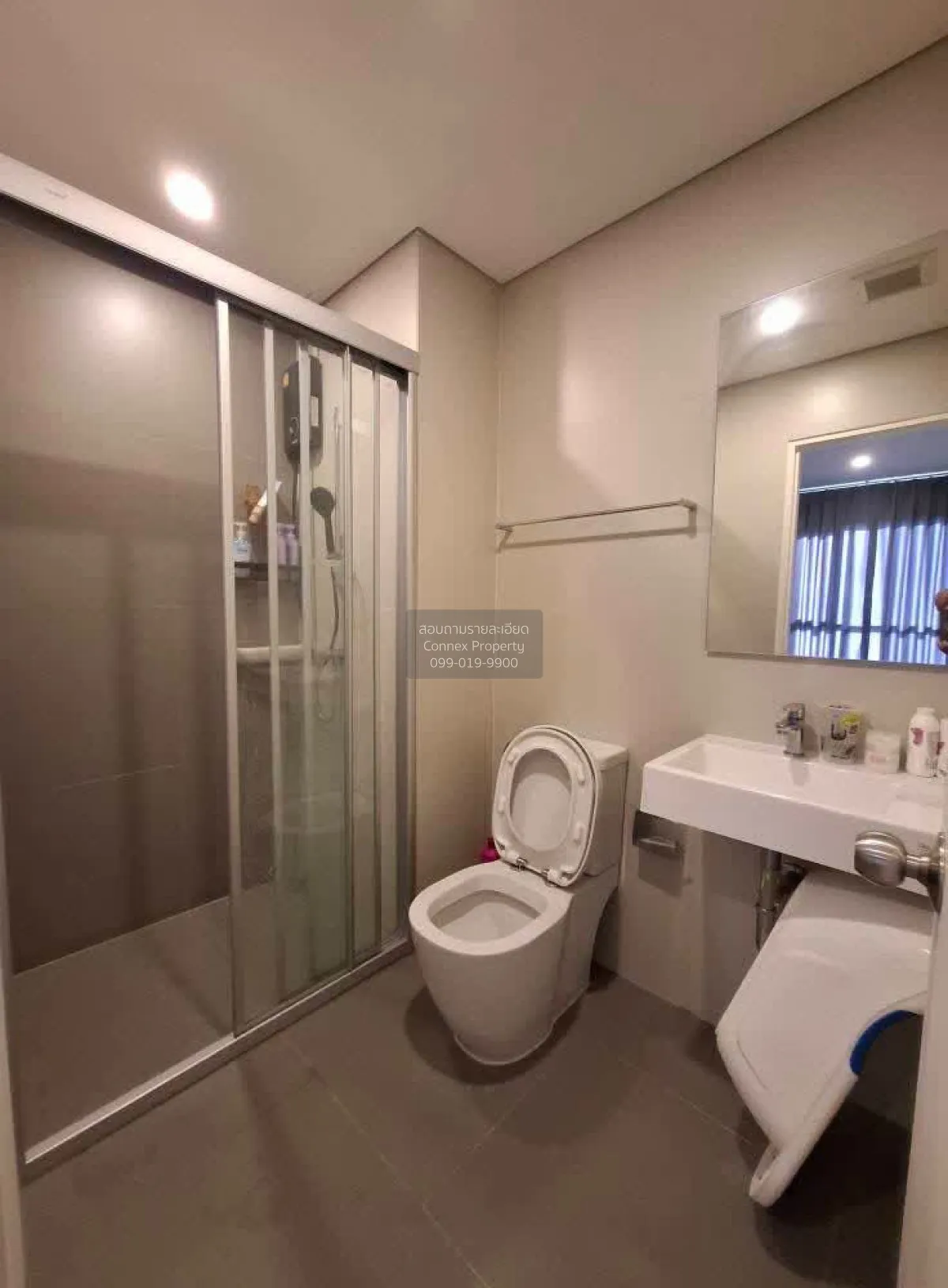 เช่าคอนโด  ลุมพินี เพลส พระราม 3 - ริเวอร์ไรน์ ชั้นสูง วิวแม่น้ำ 