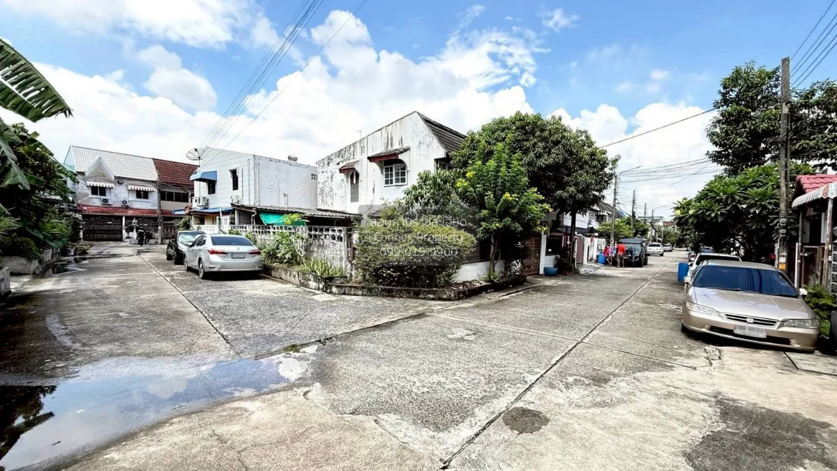 ขายทาวน์เฮ้าส์/ทาวน์โฮม  ประชากรไทย ลาดพร้าว 93 วังทองหลาง เขต วั 2