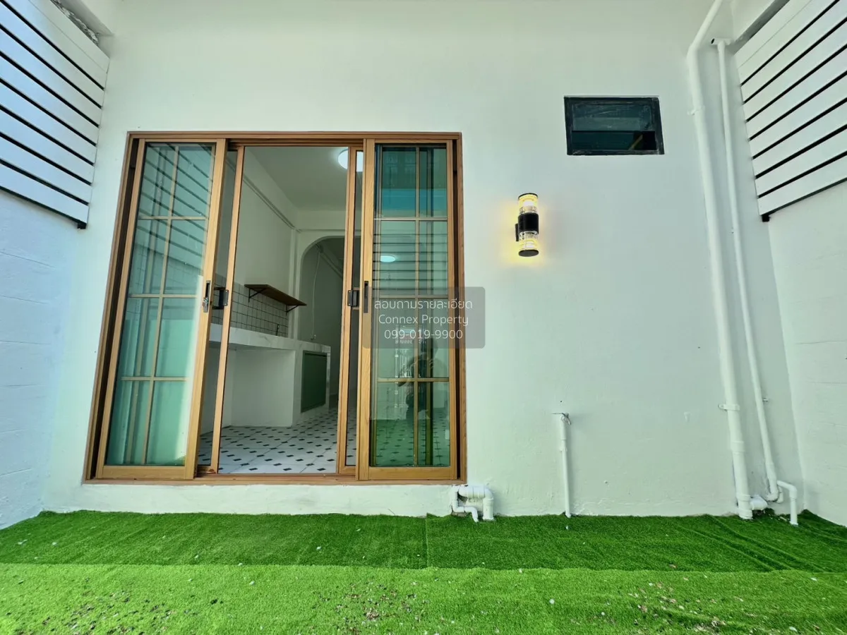 For Sale Townhouse/Townhome  , Moobaan Phetkasem 2 North , newly 