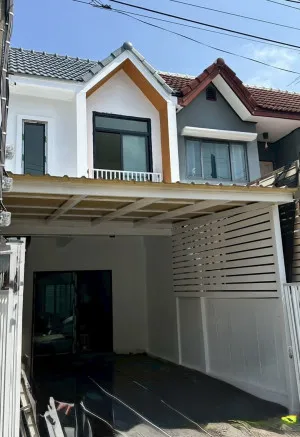 ขายทาวน์เฮ้าส์/ทาวน์โฮม  หมู่บ้าน เพชรเกษม 2 เหนือ รีโนเวทใหม่ MRT-หลักสอง บางแคเหนือ เขต บางแค กรุงเทพ CX-149135