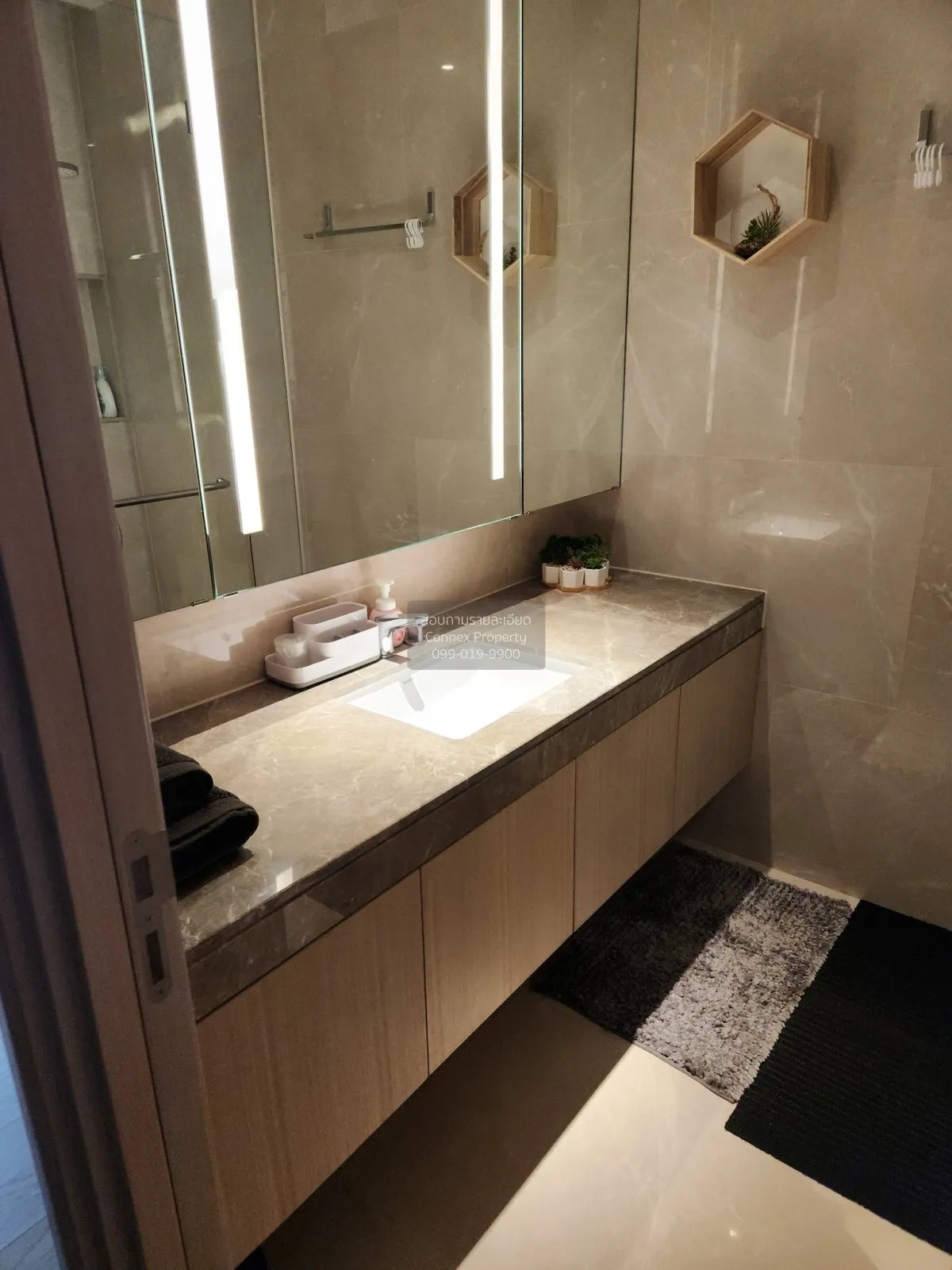 เช่าคอนโด  แมกโนเลียส์ วอเตอร์ฟรอนท์ เรสซิเดนซ์ วิวสวย ชั้นสูง วิ