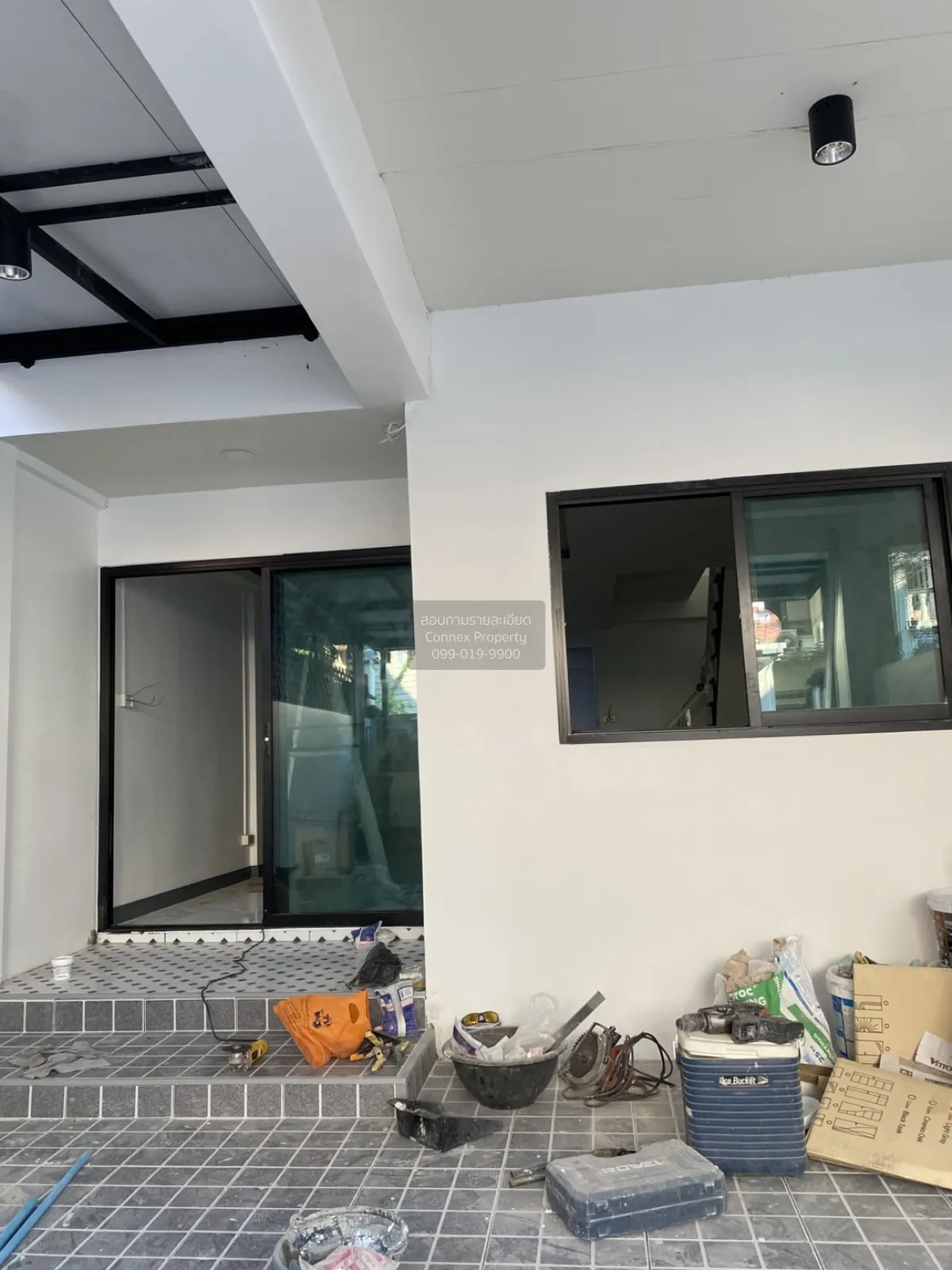 ขายทาวน์เฮ้าส์/ทาวน์โฮม  หมู่บ้านบดินทรรักษา 4 รีโนเวทใหม่ ท่าแร้ 2