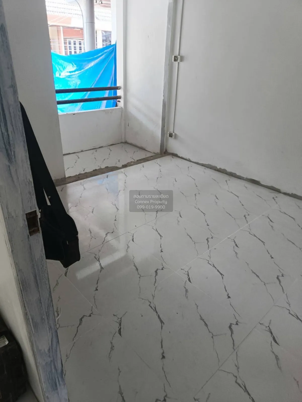 ขายทาวน์เฮ้าส์/ทาวน์โฮม  หมู่บ้านบดินทรรักษา 4 รีโนเวทใหม่ ท่าแร้